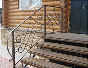 Как сделать лестницу для крыльца деревянного дома?