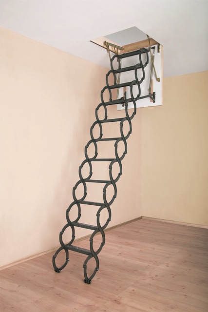 Чердачная металлическая лестница FAKRO LST
