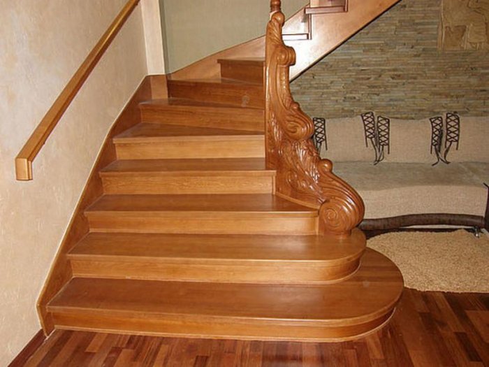 Ступени для деревянной лестницы – закругление