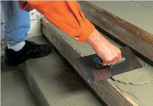 Как отремонтировать бетонную лестницу?