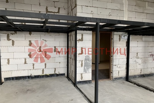 Антресольный этаж в квартире (ЖК Апартвилль)