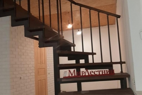 Лестница на металлокаркасе в Дорохово
